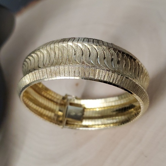Gold Sterling Silver 925 Herringbone Bangle Bracelet – Bold & Elegant